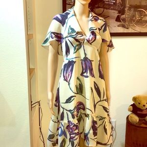 JUST Beautiful caper it Dress.